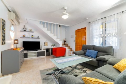 Kaupunkipientalo myytävänä Alicante, Espanja, 3 makuuhuonetta, 75 m2 No. 150154 - kuva 8