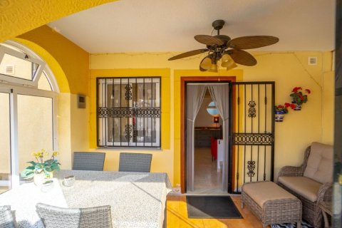 Kaupunkipientalo myytävänä Alicante, Espanja, 3 makuuhuonetta, 75 m2 No. 150154 - kuva 6