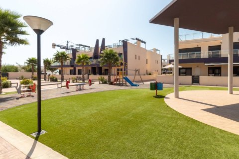 Dzīvoklis pārdošanā Torre de la Horadada, Alicante, Spānijā 2 istabas, 95 m2 Nr. 150157 - attēls 3