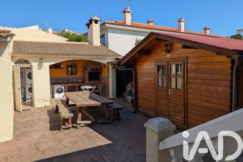 House à vendre à Cunit, Tarragona, Espagne, 4 chambres, 131 m2 No. 172253 - photo 27