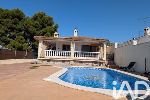 House à Cunit, Tarragona, Espagne 4 chambres, 131 m2 No. 172253