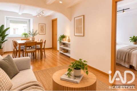 Apartamento en venta en Barcelona, España 2 dormitorios, 45 m2 No. 172256 - foto 1