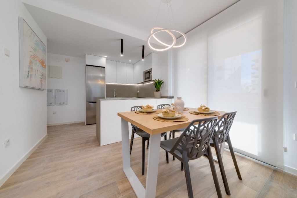 Apartamento en Gran Alacant, Alicante, España 2 dormitorios, 113 m2 No. 145015