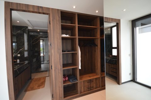 Продажа виллы в Альгорфа, Аликанте, Испания 5 спален, 318м2 №155519 - фото 22