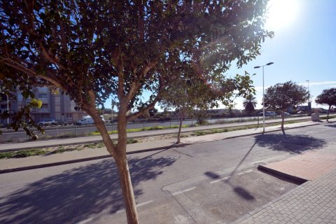 Radhus till salu Guardamar del Segura, Alicante, Spanien 3 sovrum, 90 kvm. Nr. 115860 - foto 30