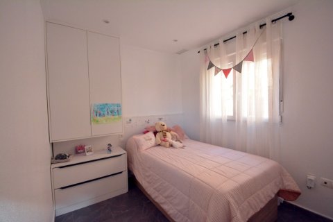 Radhus till salu Guardamar del Segura, Alicante, Spanien 3 sovrum, 90 kvm. Nr. 115860 - foto 21