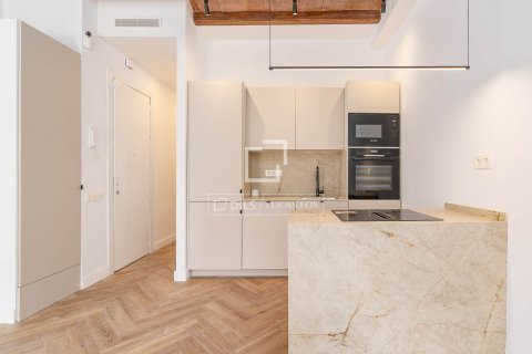 Huoneisto myytävänä Barcelona, Espanja, 2 makuuhuonetta, 79 m2 No. 192799 - kuva 12