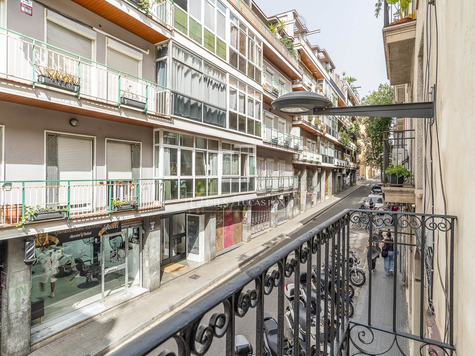 Квартира в Барселона, Испания 2 спальни, 79м2 №192799
