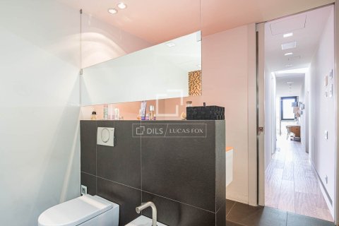 Huvila myytävänä Sant Cugat Del Valles, Barcelona, Espanja, 4 makuuhuonetta, 429 m2 No. 192801 - kuva 30