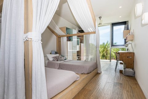 Huvila myytävänä Sant Cugat Del Valles, Barcelona, Espanja, 4 makuuhuonetta, 429 m2 No. 192801 - kuva 26