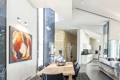 Huvila myytävänä Sant Cugat Del Valles, Barcelona, Espanja, 4 makuuhuonetta, 429 m2 No. 192801 - kuva 13