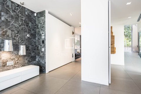 Huvila myytävänä Sant Cugat Del Valles, Barcelona, Espanja, 4 makuuhuonetta, 429 m2 No. 192801 - kuva 20