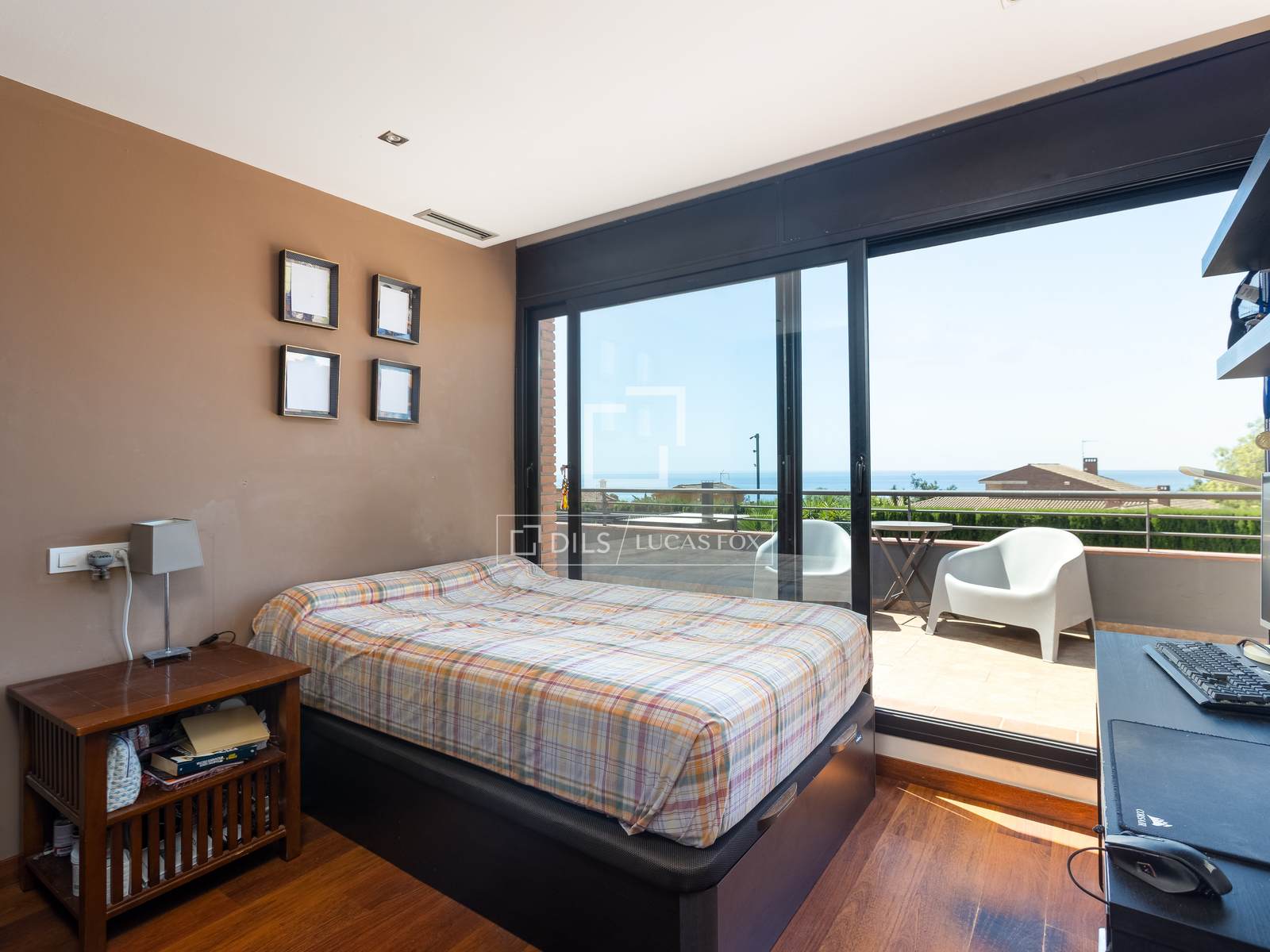 Villa en Sant Vicenc De Montalt, Barcelona, España 5 dormitorios, 292 m2 No. 192800