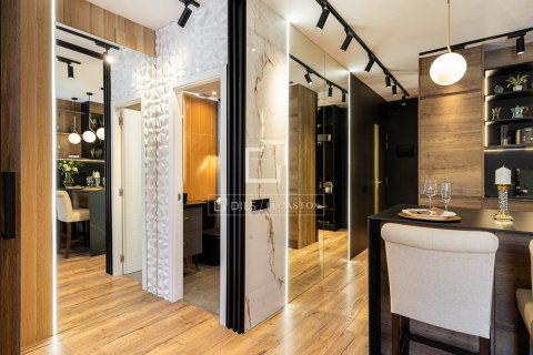 Huoneisto myytävänä Barcelona, Espanja, 1 makuuhuone, 39 m2 No. 192805 - kuva 3