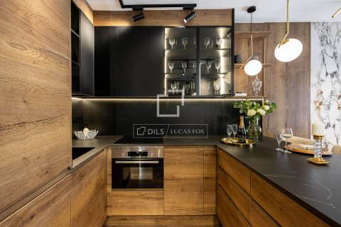 Huoneisto myytävänä Barcelona, Espanja, 1 makuuhuone, 39 m2 No. 192805 - kuva 9