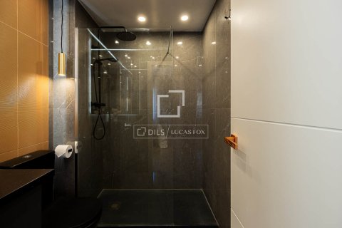 Huoneisto myytävänä Barcelona, Espanja, 1 makuuhuone, 39 m2 No. 192805 - kuva 21