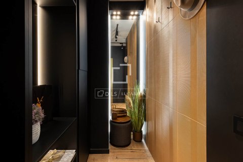 Huoneisto myytävänä Barcelona, Espanja, 1 makuuhuone, 39 m2 No. 192805 - kuva 12