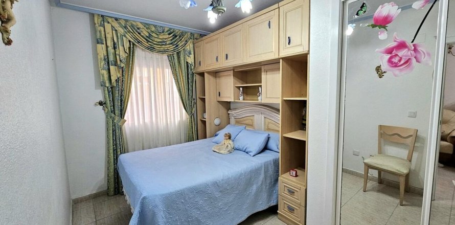 Wohnung in Torrevieja, Alicante, Spanien 2 Schlafzimmer, 55 m2 Nr. 184382