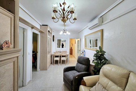 Wohnung zum Verkauf in Torrevieja, Alicante, Spanien 2 Schlafzimmer, 55 m2 Nr. 184382 - Foto 2