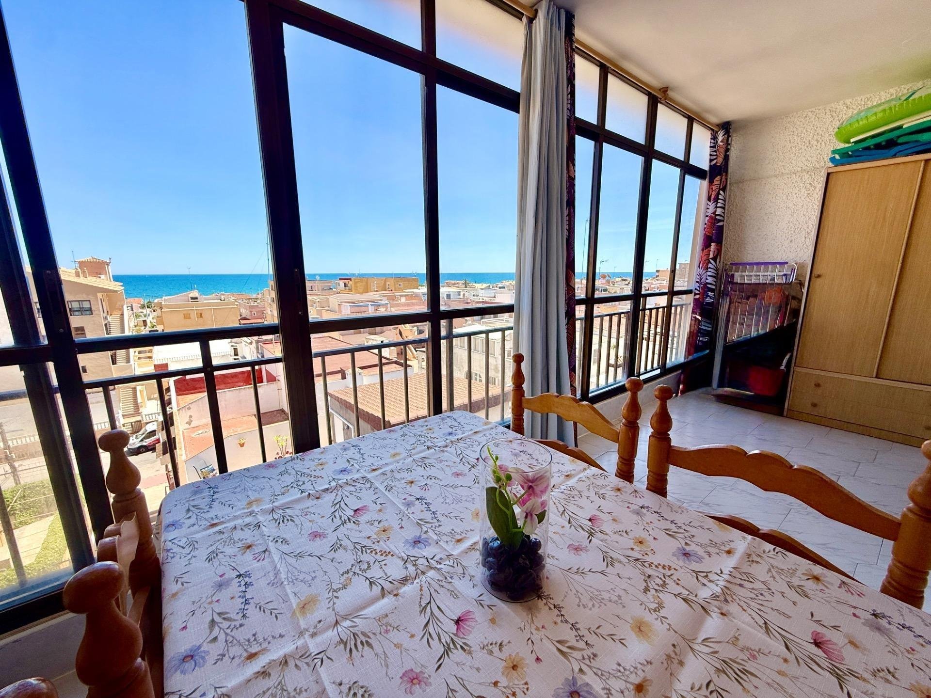 Kattohuoneisto Torrevieja, Alicante, Espanja 1 makuuhuone, 58 m2 No. 184380
