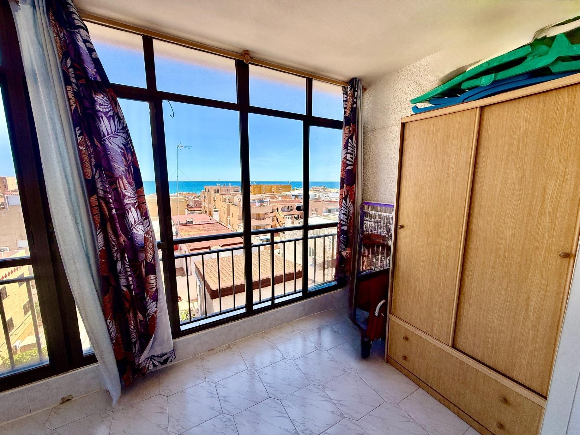 Kattohuoneisto Torrevieja, Alicante, Espanja 1 makuuhuone, 58 m2 No. 184380