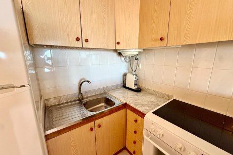 Kattohuoneisto myytävänä Torrevieja, Alicante, Espanja, 1 makuuhuone, 58 m2 No. 184380 - kuva 9