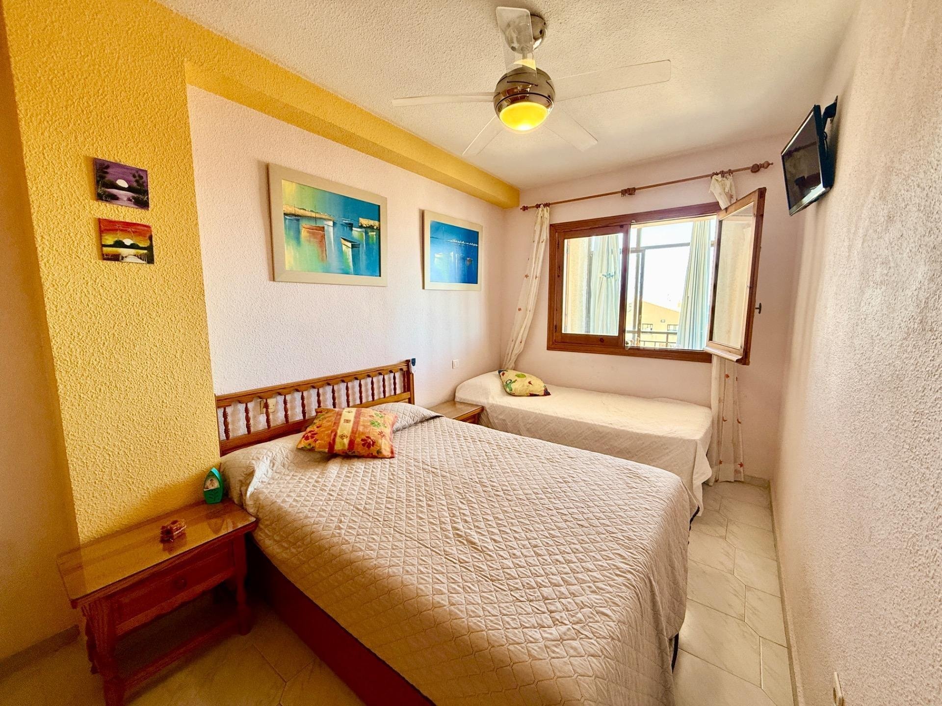 Kattohuoneisto Torrevieja, Alicante, Espanja 1 makuuhuone, 58 m2 No. 184380