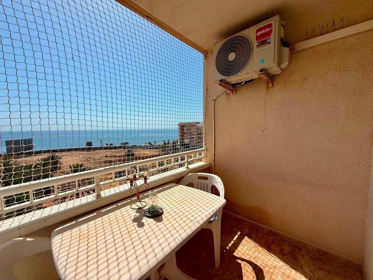 Dzīvoklis Torrevieja, Alicante, Spānijā 2 istabas, 64 m2 Nr. 184383