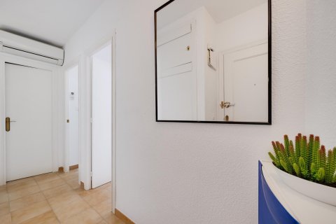 Apartamento en venta en Torrevieja, Alicante, España 2 dormitorios, 61 m2 No. 184381 - foto 7