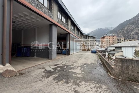 Commercial property à louer à Principado De Andorra (Ninguna Poblacion Tiene C.P.), Lleida, Espagne, 1900 m2 No. 179215 - photo 14