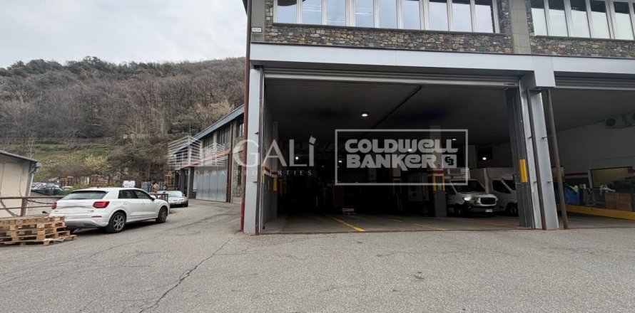 Commercial property à Principado De Andorra (Ninguna Poblacion Tiene C.P.), Lleida, Espagne 1900 m2 No. 179215