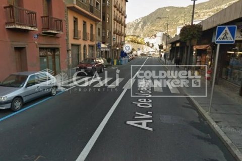Commercial property à louer à Principado De Andorra (Ninguna Poblacion Tiene C.P.), Lleida, Espagne, 191 m2 No. 179217 - photo 2
