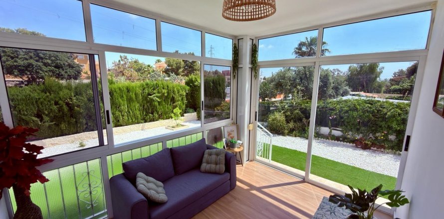 Villa in San Vicente del Raspeig, Alicante, Spain 168 sq.m. No. 168092