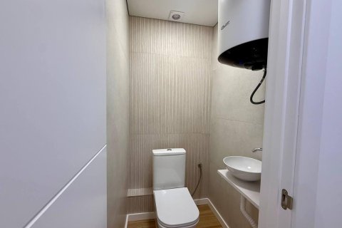 Apartment for sale in La Mata, Alicante, Spain 3 bedrooms, 77 sq.m. No. 168090 - photo 20