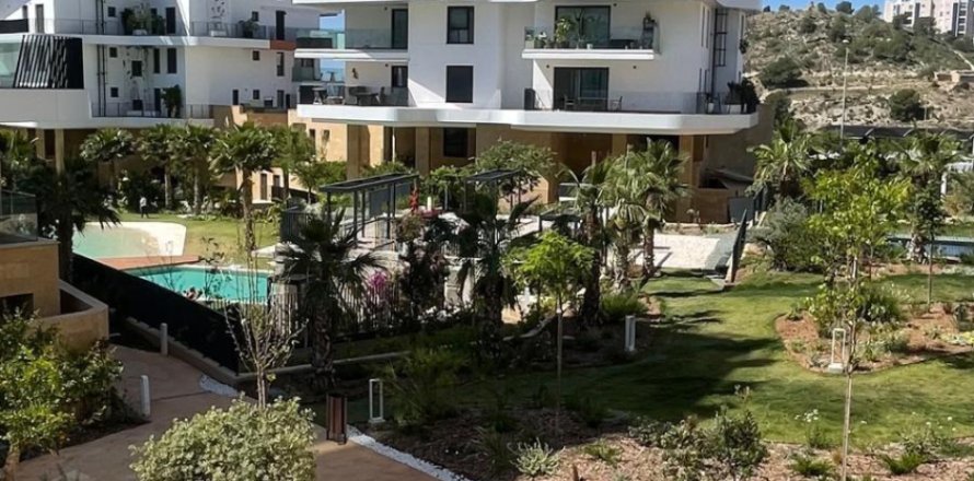 Apartment à Villajoyosa, Alicante, Espagne 2 chambres, 80 m2 No. 168091