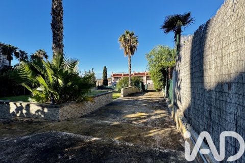 Casa adosada en venta en Sitges, Barcelona, España 3 dormitorios, 192 m2 No. 152434 - foto 12