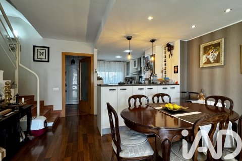 Casa adosada en venta en Sitges, Barcelona, España 3 dormitorios, 192 m2 No. 152434 - foto 17