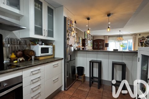 Casa adosada en venta en Sitges, Barcelona, España 3 dormitorios, 192 m2 No. 152434 - foto 19