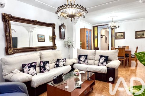 Сasa en venta en Carcaixent, València, España 5 dormitorios, 222 m2 No. 152436 - foto 1