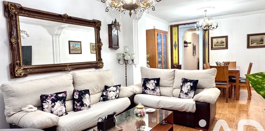 Сasa en Carcaixent, València, España 5 dormitorios, 222 m2 No. 152436