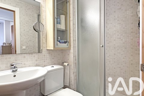 Продажа квартиры в Барселона, Испания 3 спальни, 98м2 №152435 - фото 17