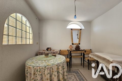 Hus till salu i Durcal, Granada, Spanien 4 sovrum, 314 kvm. Nr. 152437 - foto 23