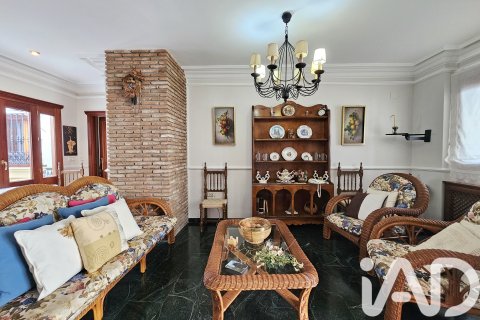 Hus till salu i Durcal, Granada, Spanien 4 sovrum, 314 kvm. Nr. 152437 - foto 3