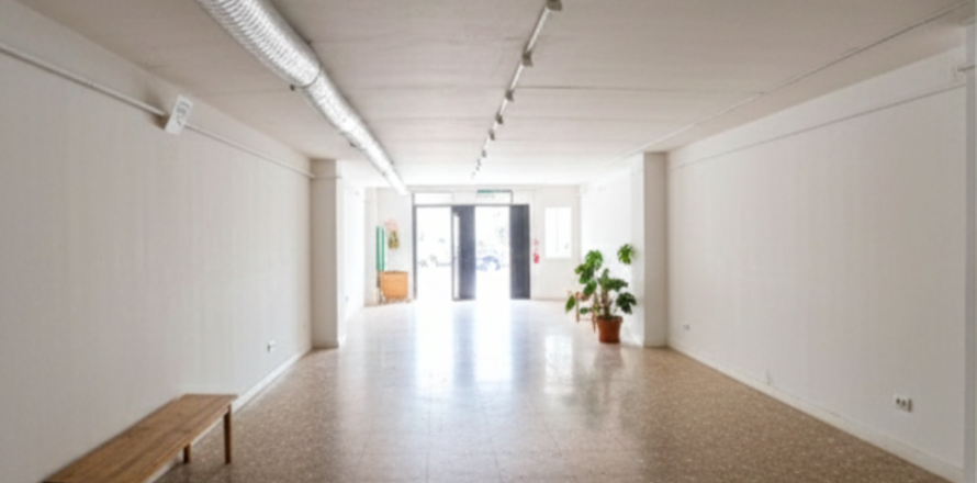 Propiedad comercial en Barcelona, España 213 m2 No. 152439