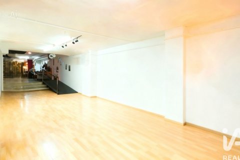 Propiedad comercial en venta en Barcelona, España 213 m2 No. 152439 - foto 6