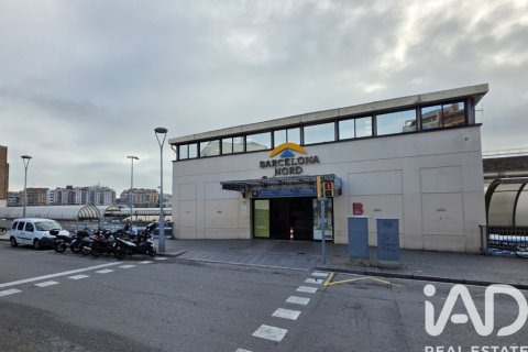 Propiedad comercial en venta en Barcelona, España 213 m2 No. 152439 - foto 17