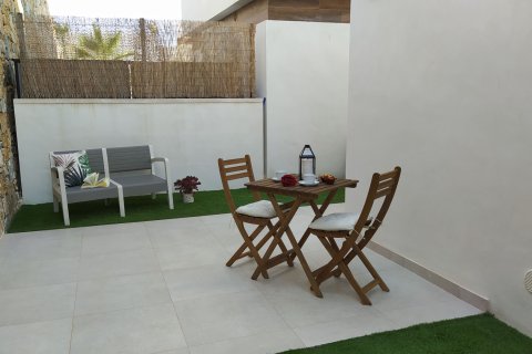 Apartment for sale Alicante, Spain 2 bedrooms, 93 sq.m. No. 137186 - photo 3