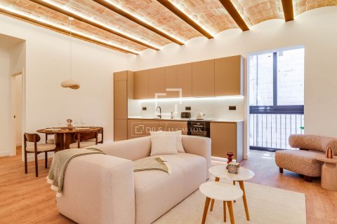Wohnung zum Verkauf in Barcelona, Spanien 3 Schlafzimmer, 97 m2 Nr. 168312 - Foto 2