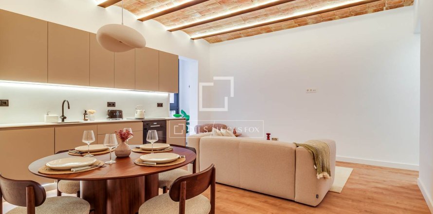 Wohnung in Barcelona, Spanien 3 Schlafzimmer, 97 m2 Nr. 168312