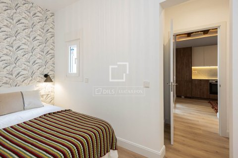 Apartament w Barcelona, Hiszpania 3 sypialnie, 101 mkw. nr 168311 – zdjęcie 15